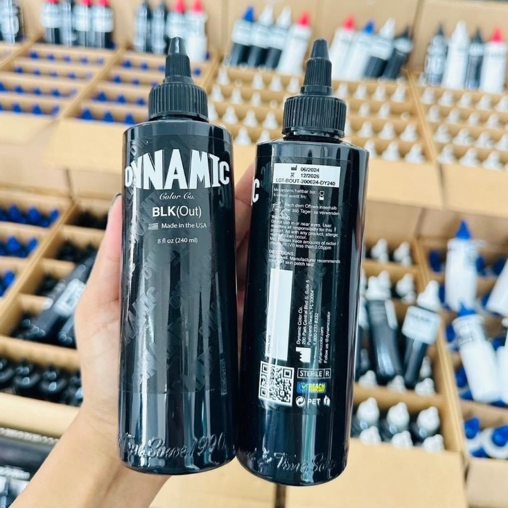 Dynamic BLKout Tattoo Ink 8 oz.