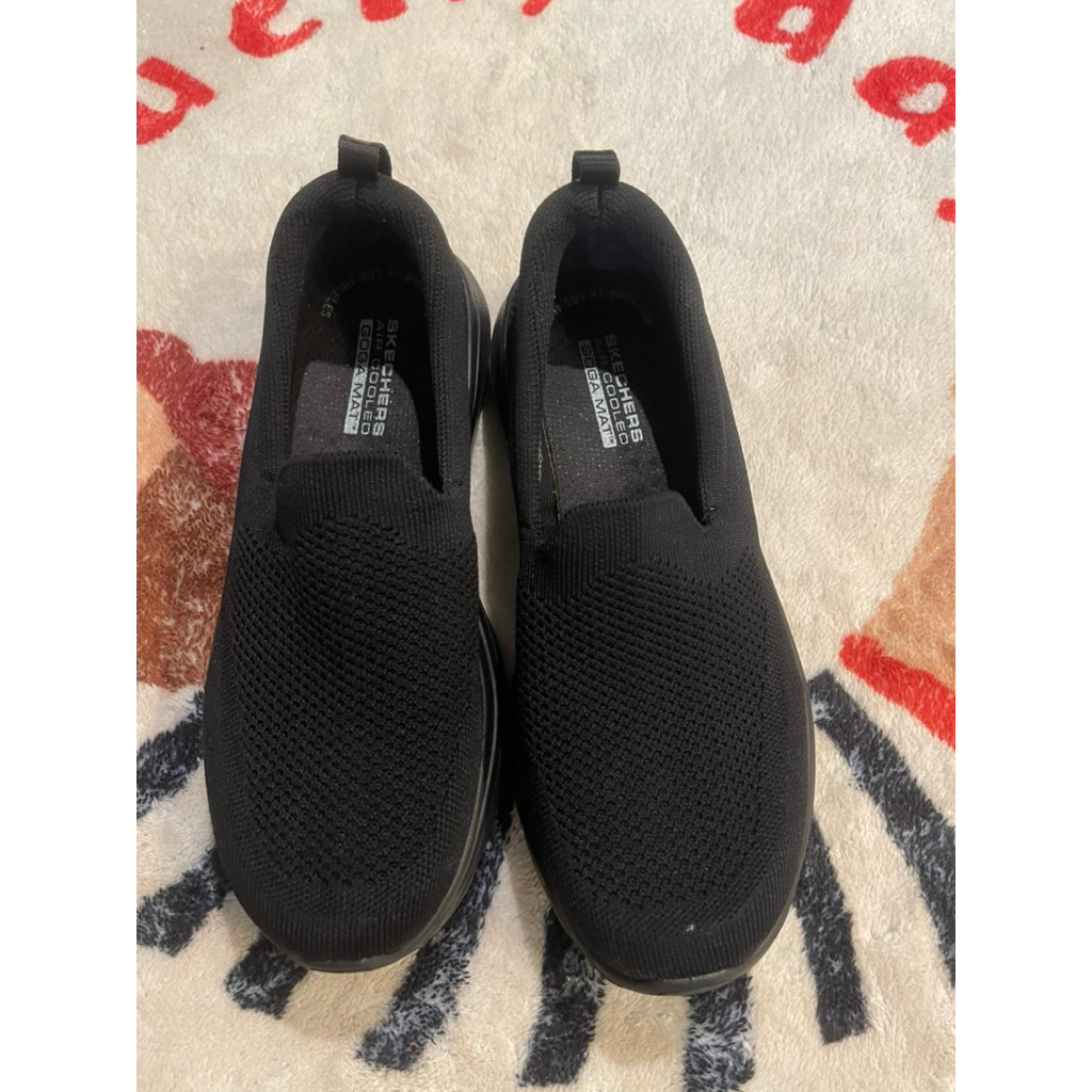 รองเท้าผ้าใบsketcherมือ2