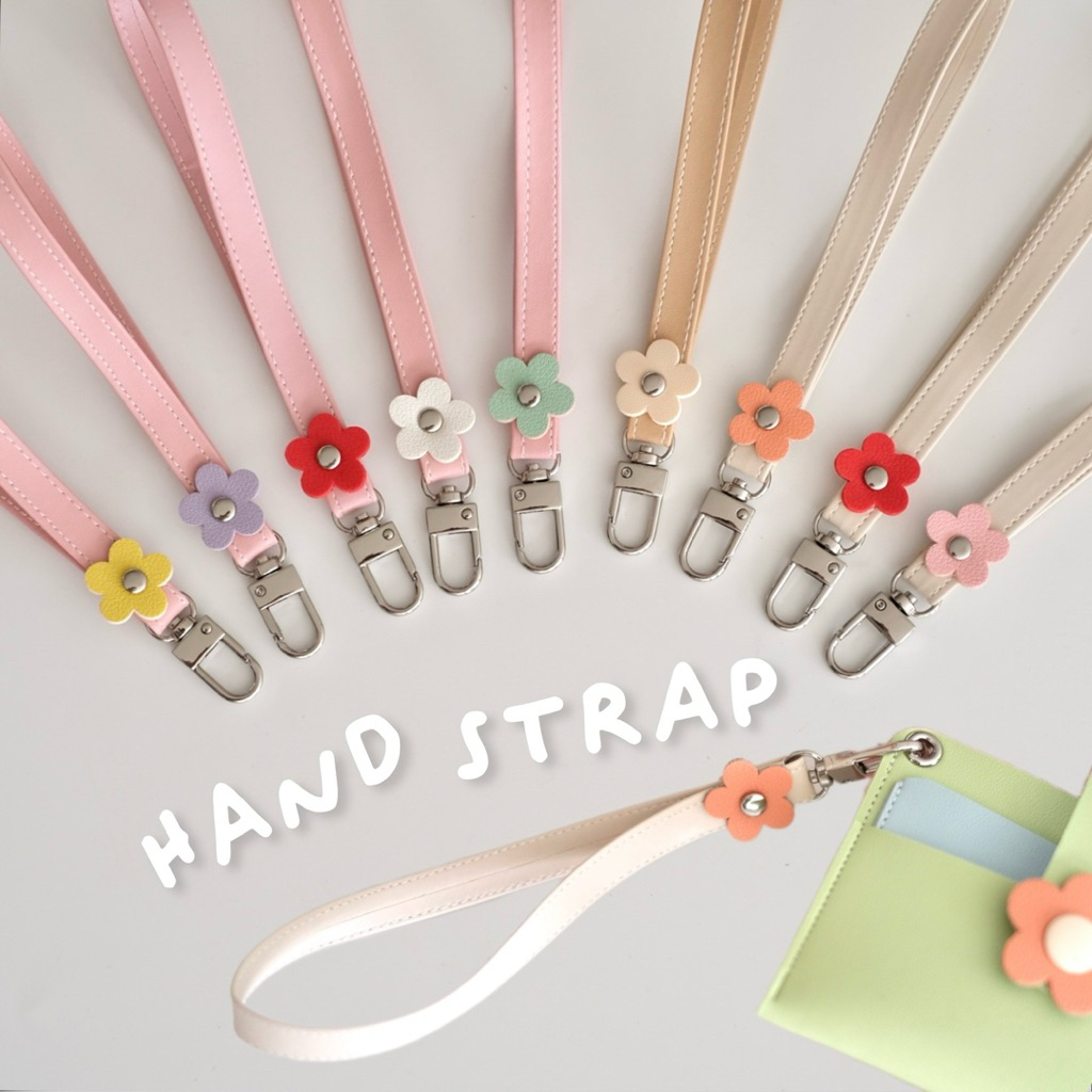 Hand Strap สายคล้องข้อมือหนังเทียมแต่งดอกไม้