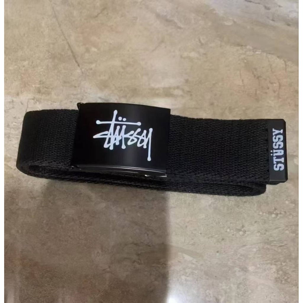 เข็มขัดสตุสซี่หัวเหล็ก