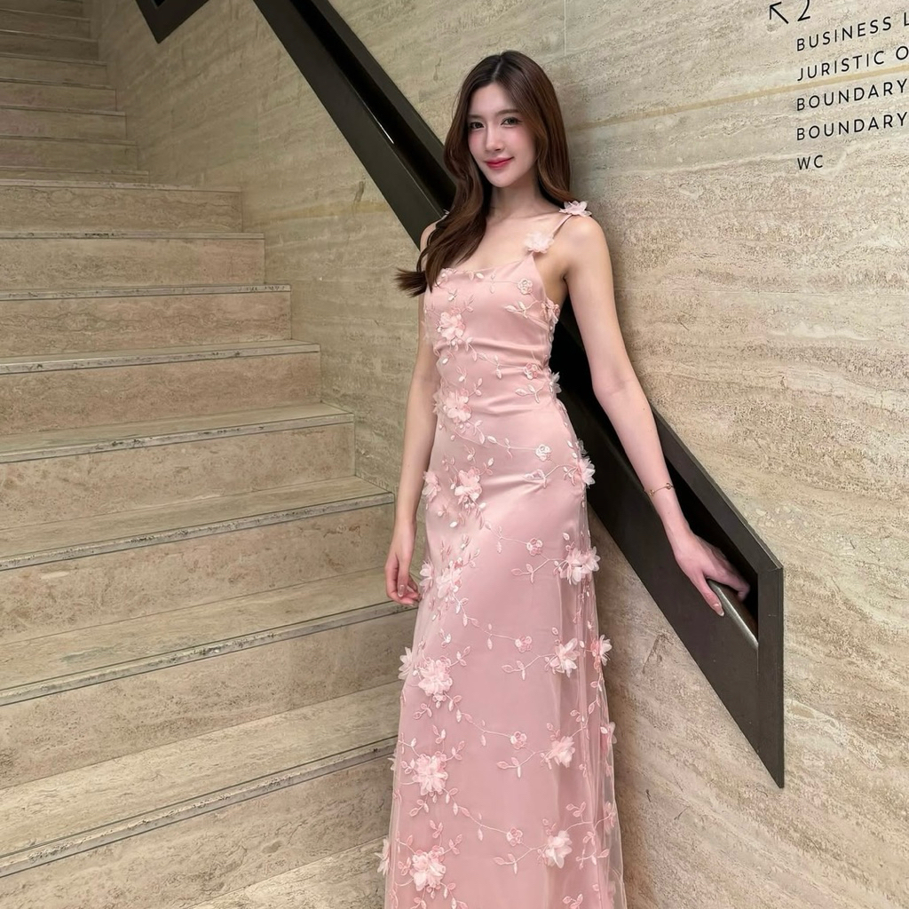 เช่าชุดเดรส rene_club 550/3วัน (สอบถามคิวก่อนสั่งซื้อ)