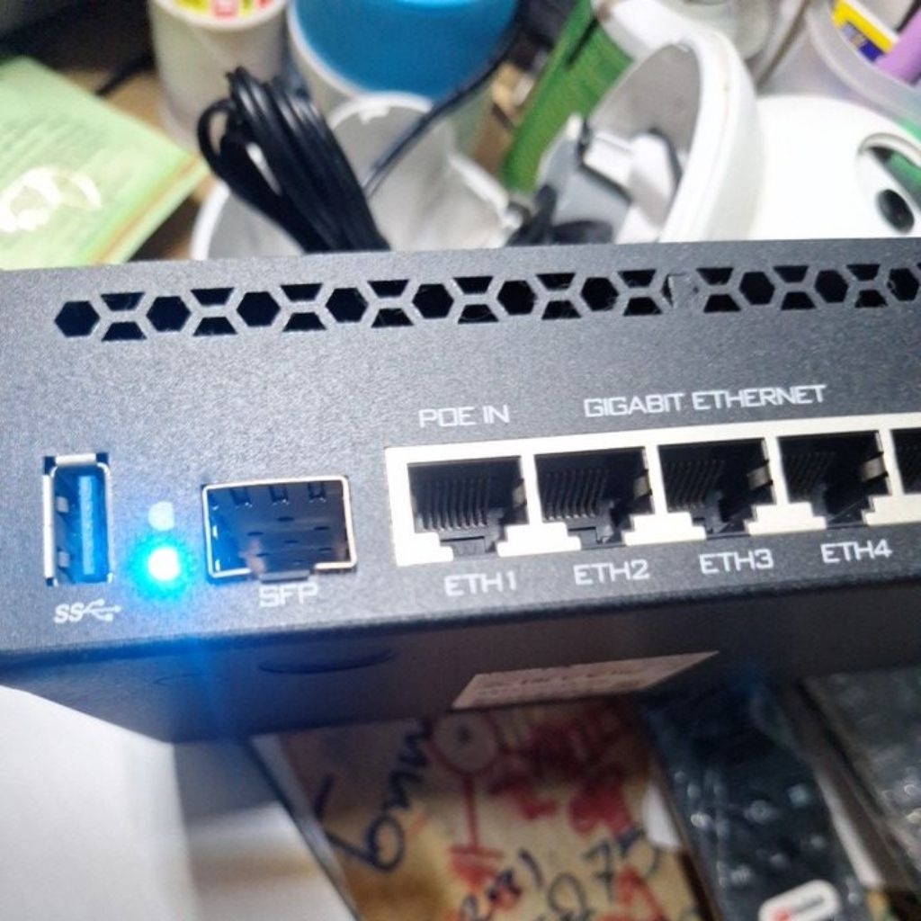 สวิตซ์ router rb3011 สภาพใหม่มือสอง