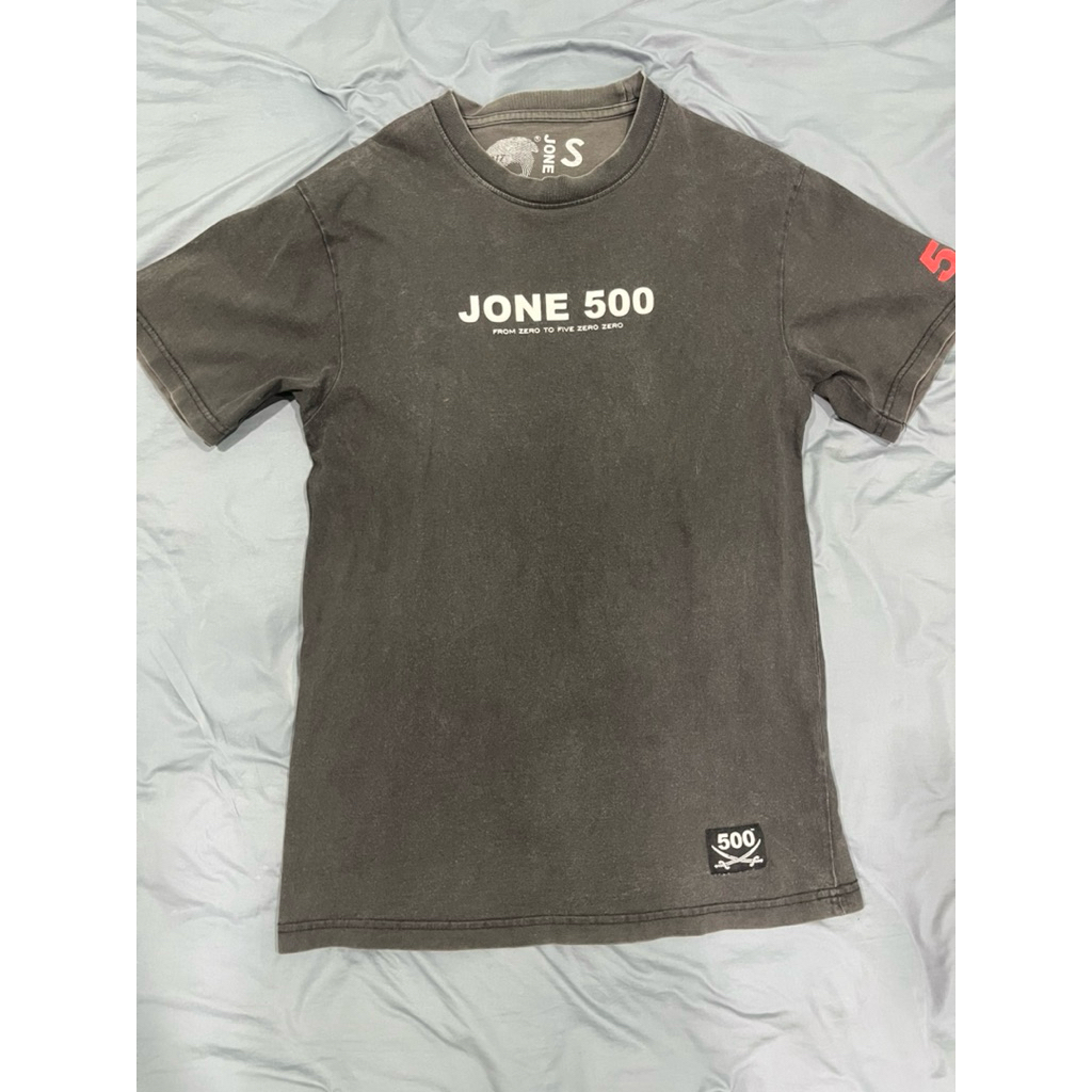 เสื้อยืดโจร 500  (jone 500)แถบเรืองแสง ไซส์ s มือสอง