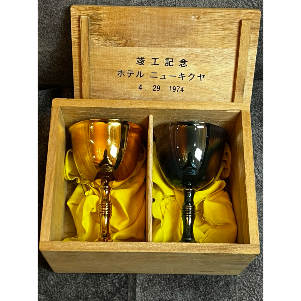 ชุดถ้วยสาเกเหล่านี้ทำจากทองคำ24KGP