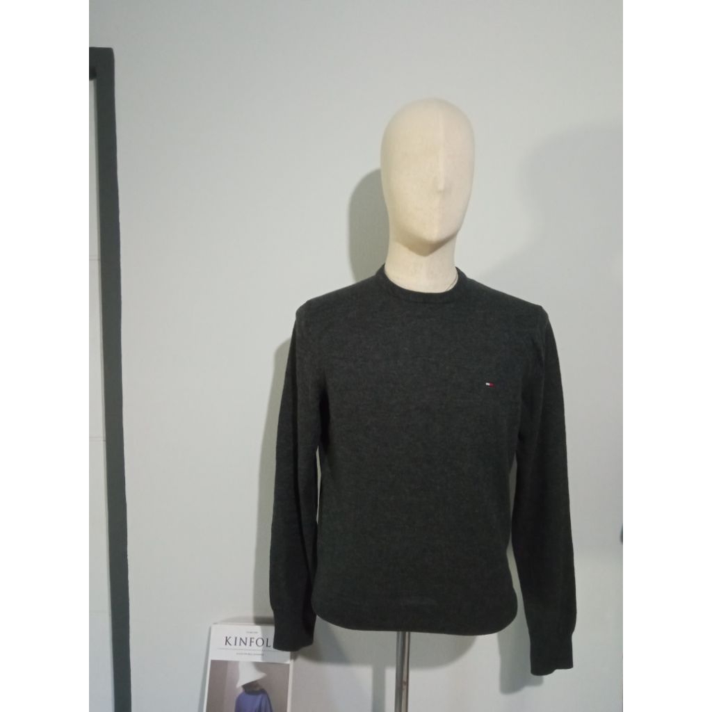 เสื้อไหมพรม Tommy Hilfiger แท้ มือสองสภาพใหม่