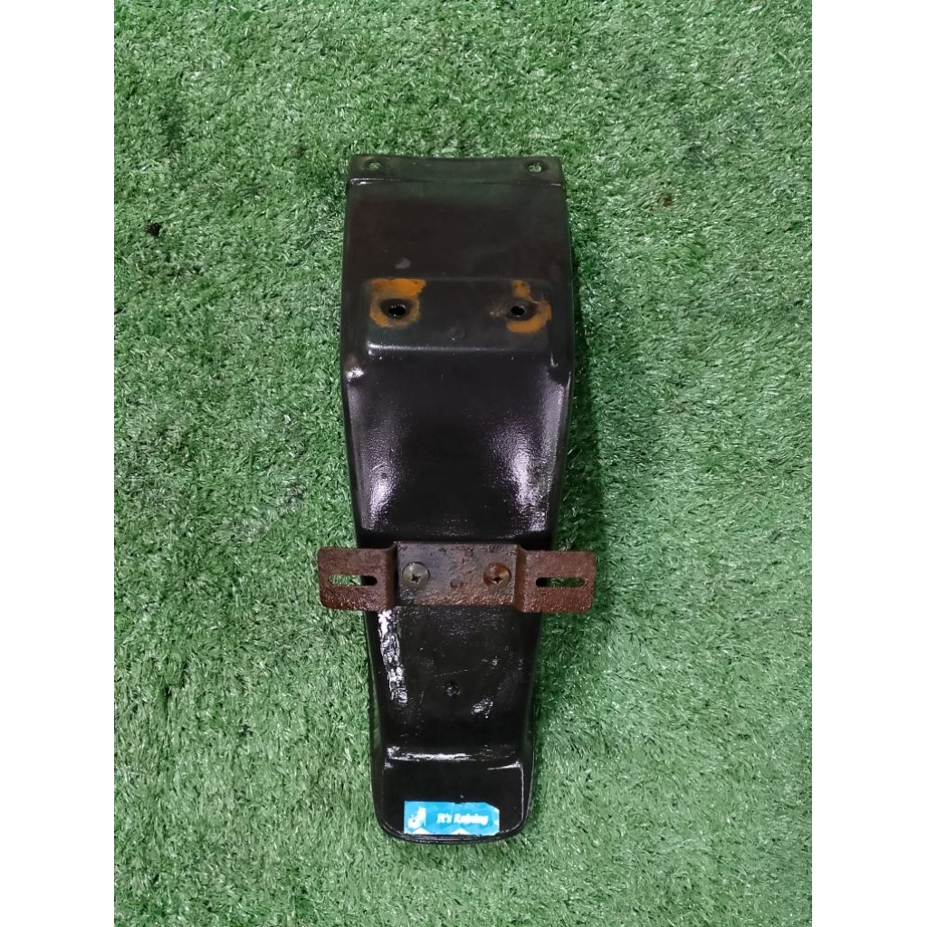 บังโคลน หลัง Zusuki คริสตัล110 แท้มือ2