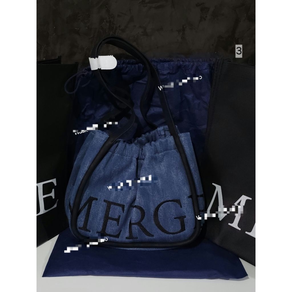 พร้อมส่ง แท้💯 A day Bag Medium - Smoky Denim งาน Defect