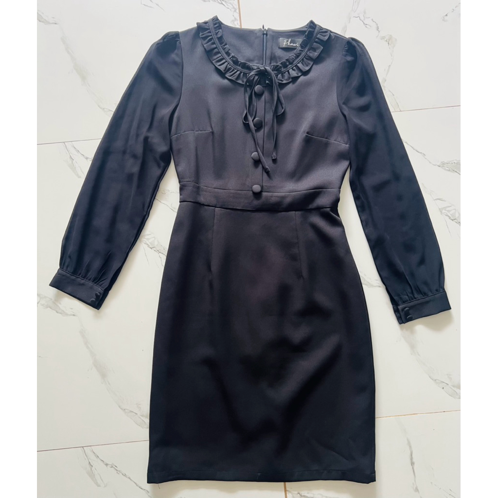 ชุดเดรส/ชุดทำงานสีดำป้ายpawi