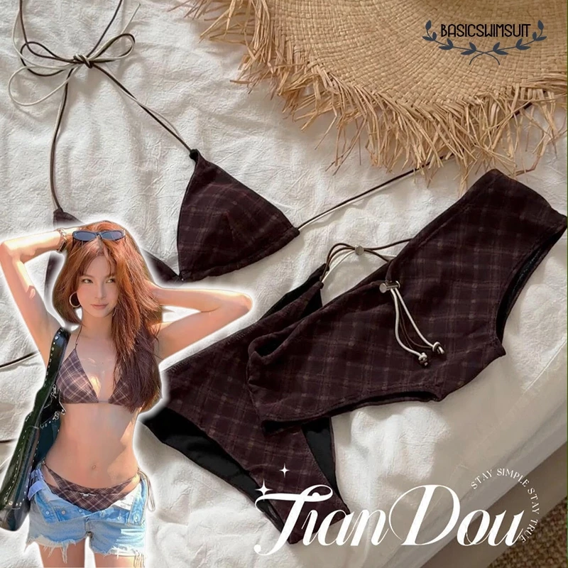 🧡Basic swimsuit💛ชุดว่ายน้ำแฟชั่น ชุดว่ายน้ำผู้หญิง ชุดบิกินี่ 3 ชิ้น จัดส่งภายใน 1-3 วันทำการ