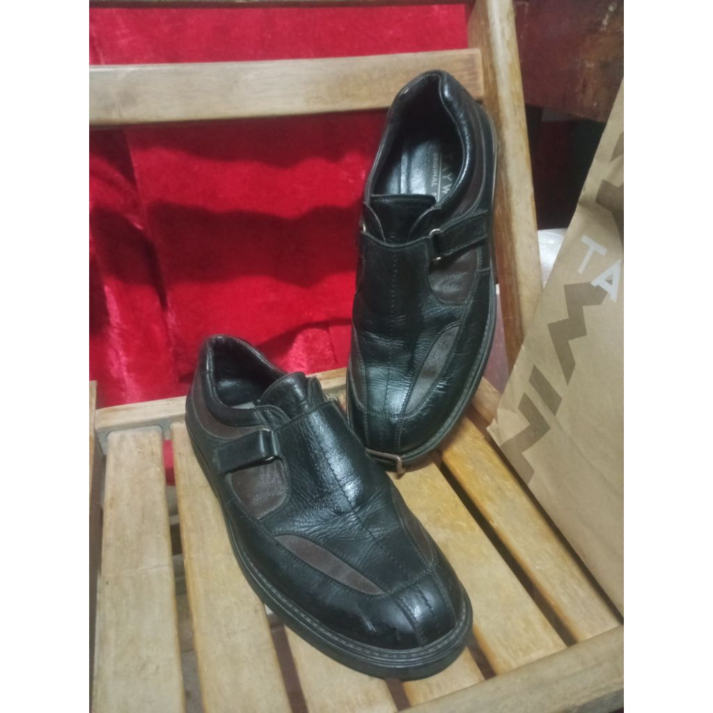 รองเท้าผู้ชายTAYWINแท้