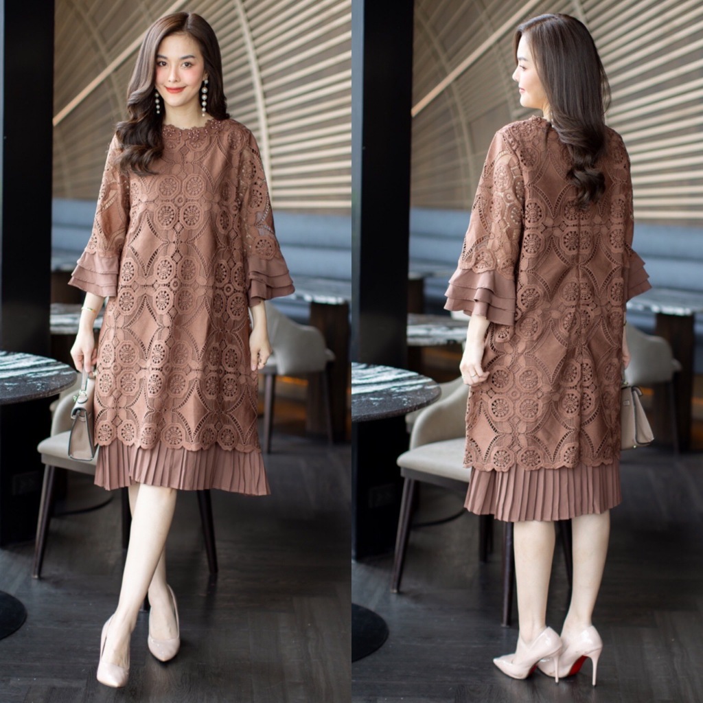 Cutie Minute L4821 เดรสลูกไม้ผสมผสานด้วยผ้าชีฟองอัดพลีทแน่นๆที่ชายกระโปรง ช่วงแขนแต่งระบาย - รูปที่ 3