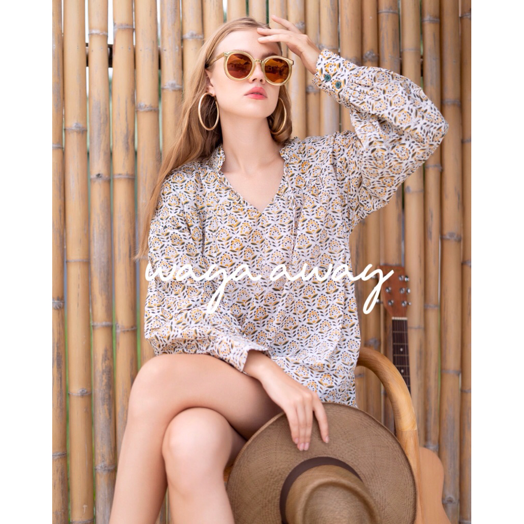 WAYA AWAY “PINEAPPLE TOP” เสื้อแขนยาวคอวี