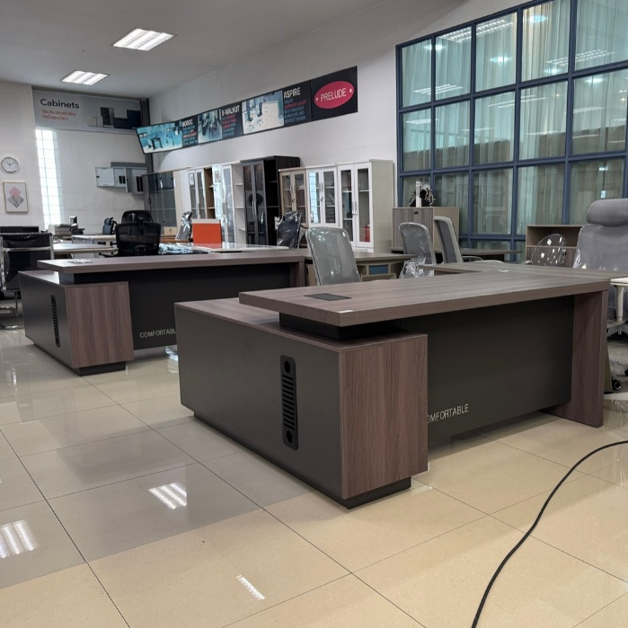 โต๊ะทำงานผู้บริหาร 160-180x160x75 ซม. รุ่น Lyra (ไลร่า) สีโอ๊ค | Liv Office. - รูปที่ 5