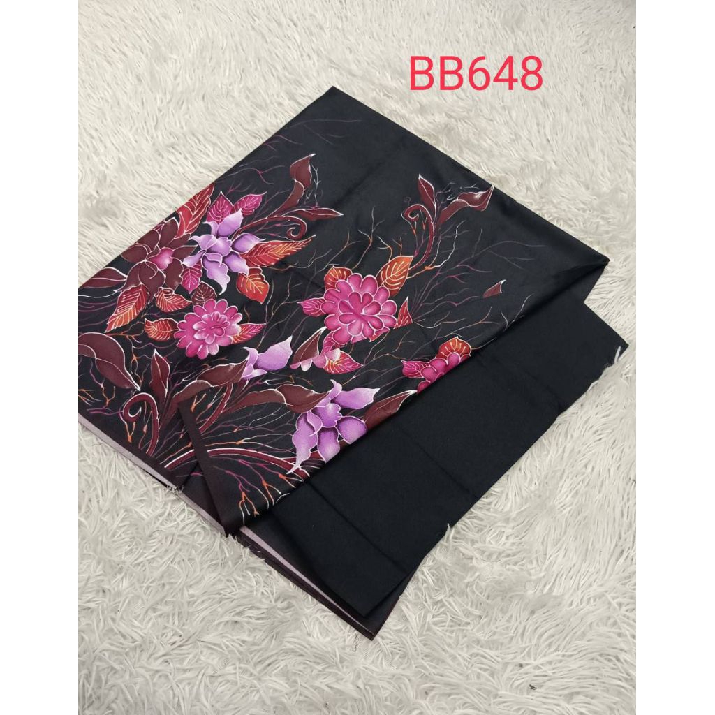 ผ้าบาติก ผ้าคอตตอน100% ผ้านิ่มไม่ลื่นสีไม่ตกซับน้ำได้(BB645-679)Set2ชิ้นแยกซื้อได้ ผ้าถุงเย็บสำเร็จนำมาตัดชุดได้ ราคาส่ง