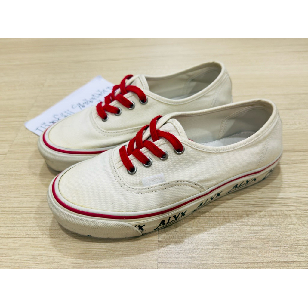 Used‼️👟 Van x Alyx Size 4.5Uk/37/23.5Cm🤍❤️ ของแท้จากShop💯%
