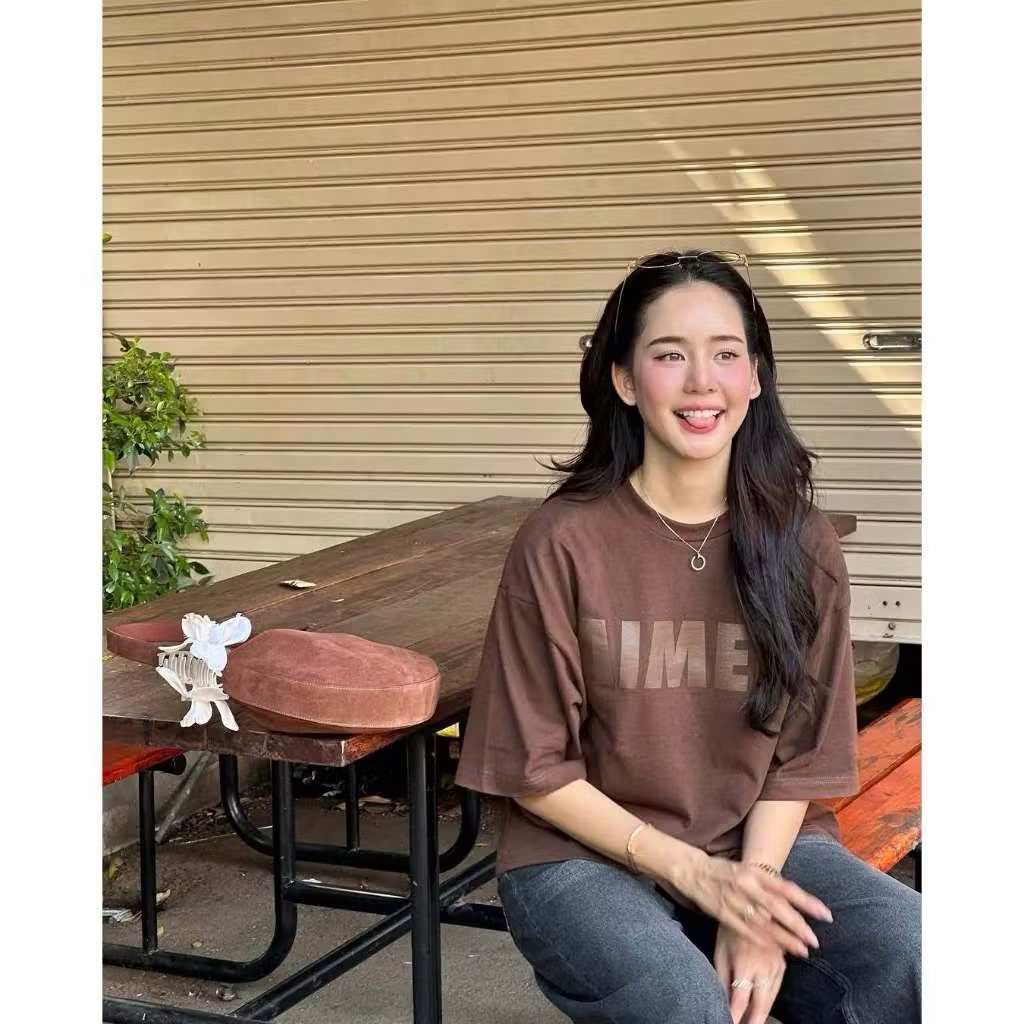 ส่งต่อเสื้อ Aimer สีน้ำตาล ไม่มีตำหนิ