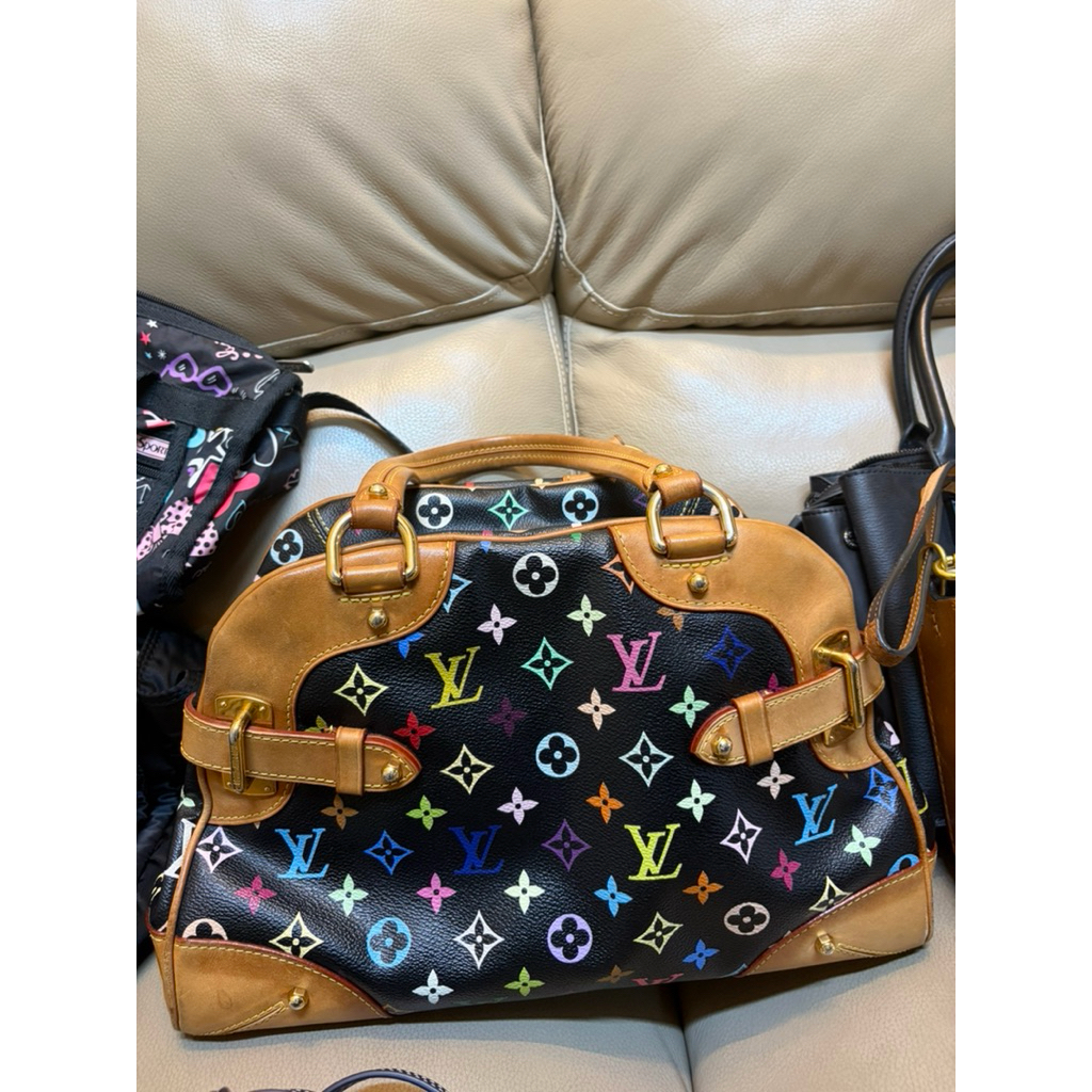 Louis Vuitton มือสอง ของแท้