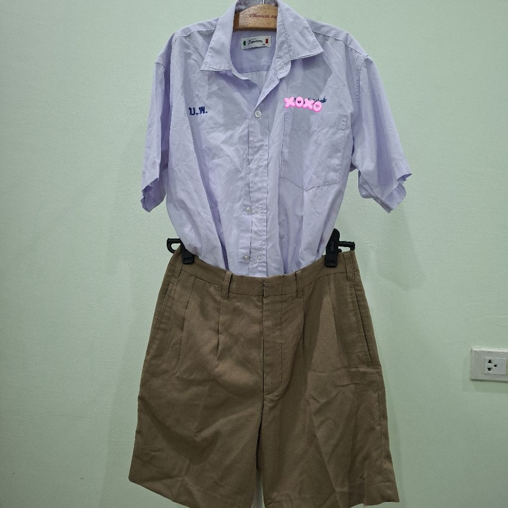 OCT 05 ชุดนักเรียนไว้ใส่งานเลี้ยงกิจกรรม อก 40× เอว 31×ย18 นิ้ว มือสอง