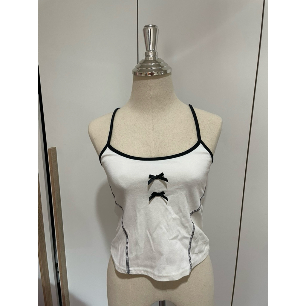 Stylist shop เสื้อสายเดี่ยว