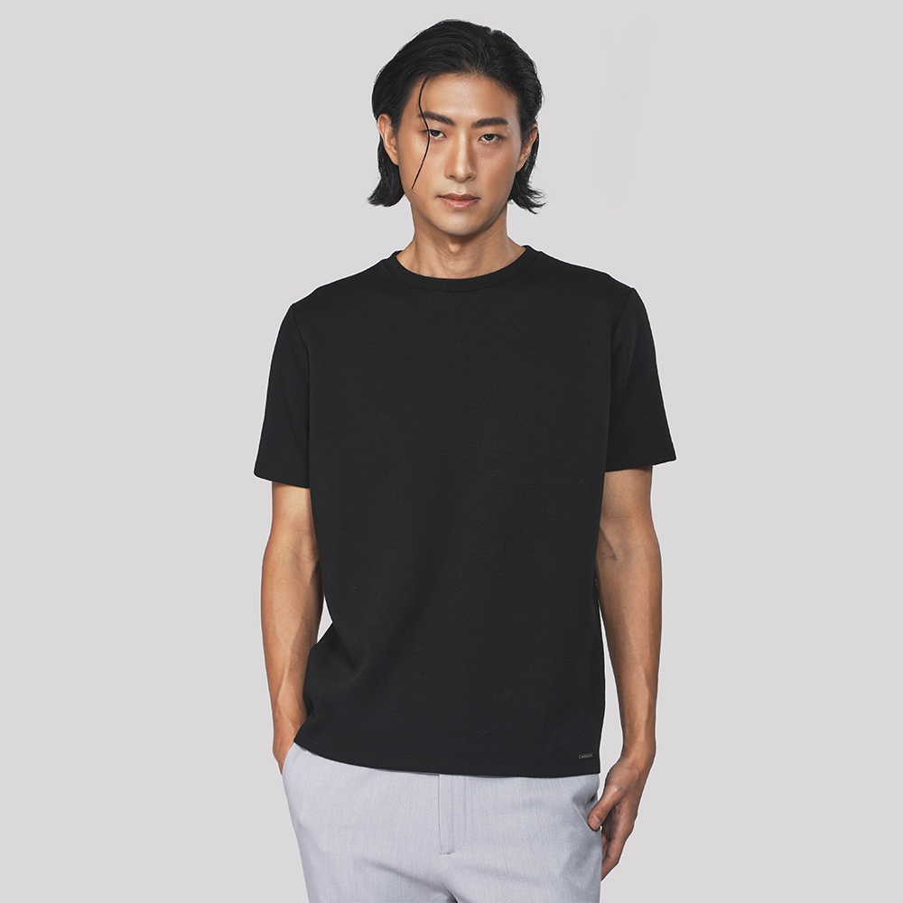 John Henry เสื้อยืดผู้ชาย ทรงเข้ารูป รุ่น JH F425MTSSM04 - สีดำ
