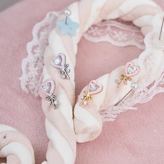 earika.earrings - sugarpop lollipop ต่างหูห้อยทรงลูกอมหัวใจ วัสดุสแตนเลส (stainless steel) เหมาะสำหรับคนแพ้ง่าย