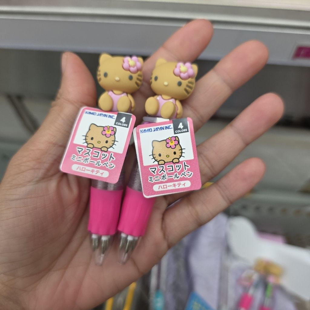 ปากกา Hello Kitty ผิวแทน มี4 สี