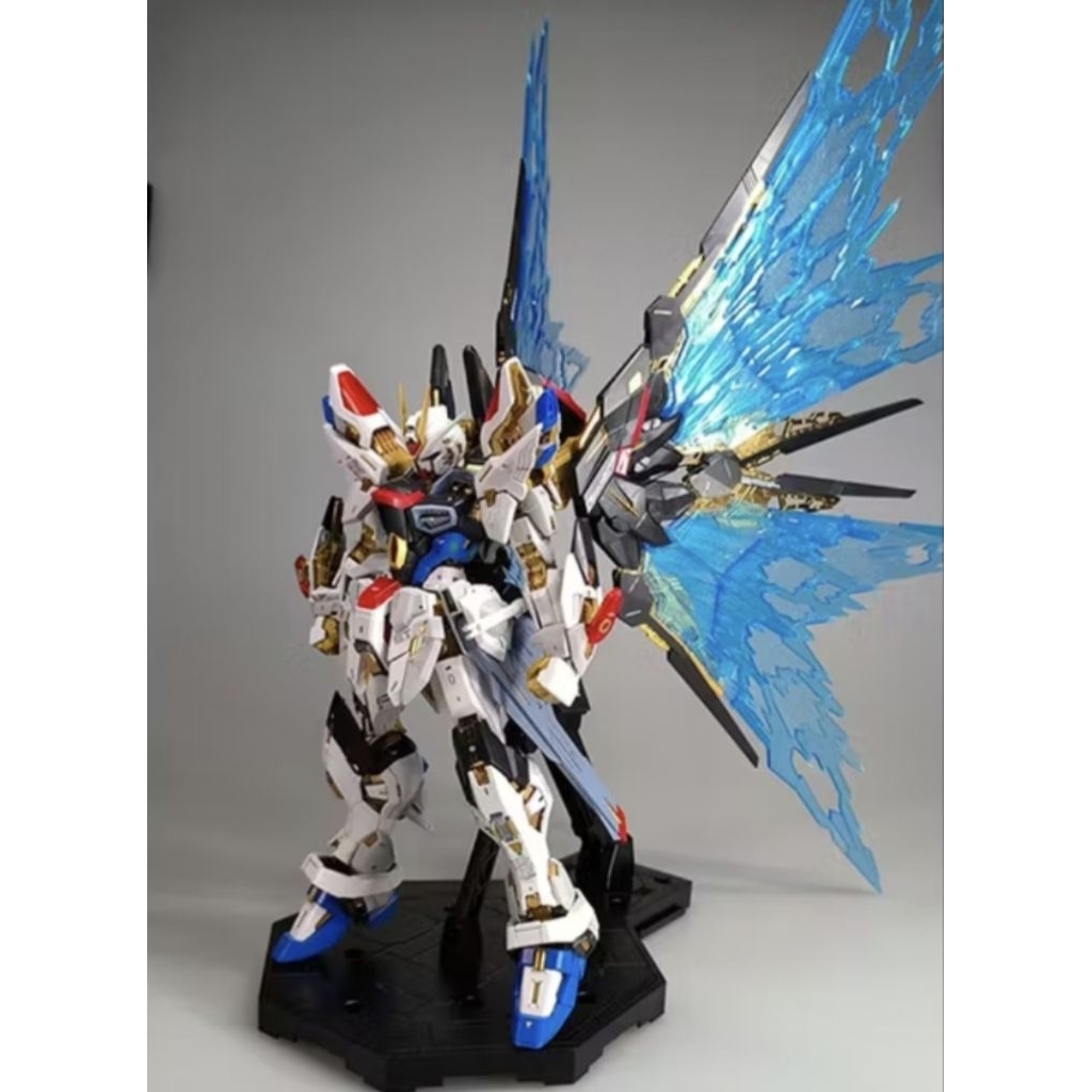 ✅ มีสินค้าพร้อมส่ง MGEX 1/100 Strike Freedom Changlong 7701 + Wing of light