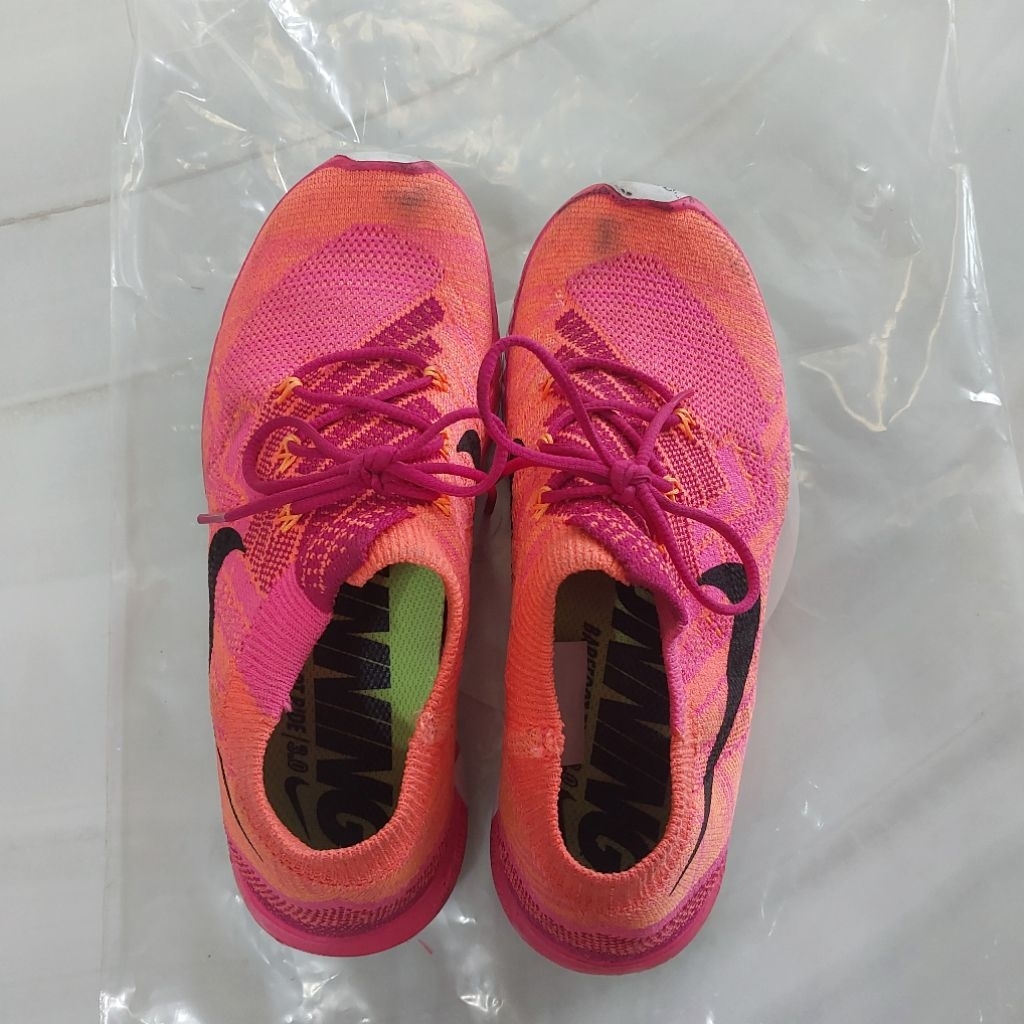 รองเท้าวิ่งผู้หญิงnikeแท้