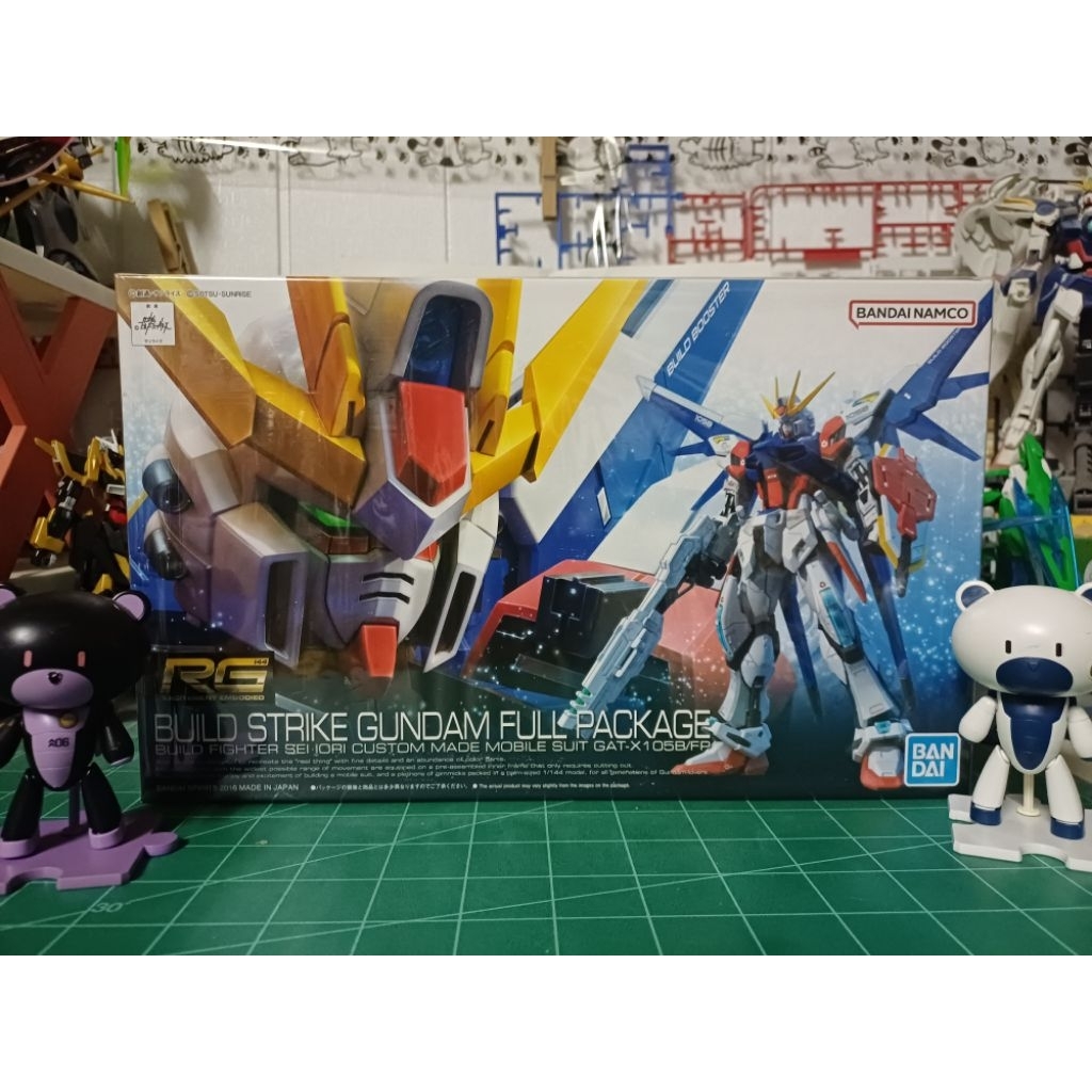 RG - Build Strike Gundam Full Package