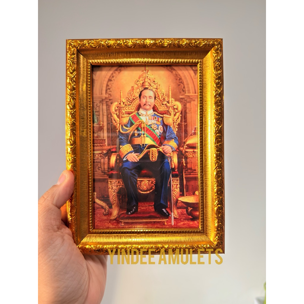 รูป ร.5 ทรงนั่งบัลลังก์ ขนาด5x7 นิ้ว พร้อมกรอบ ตั้งได้ แขวนได้