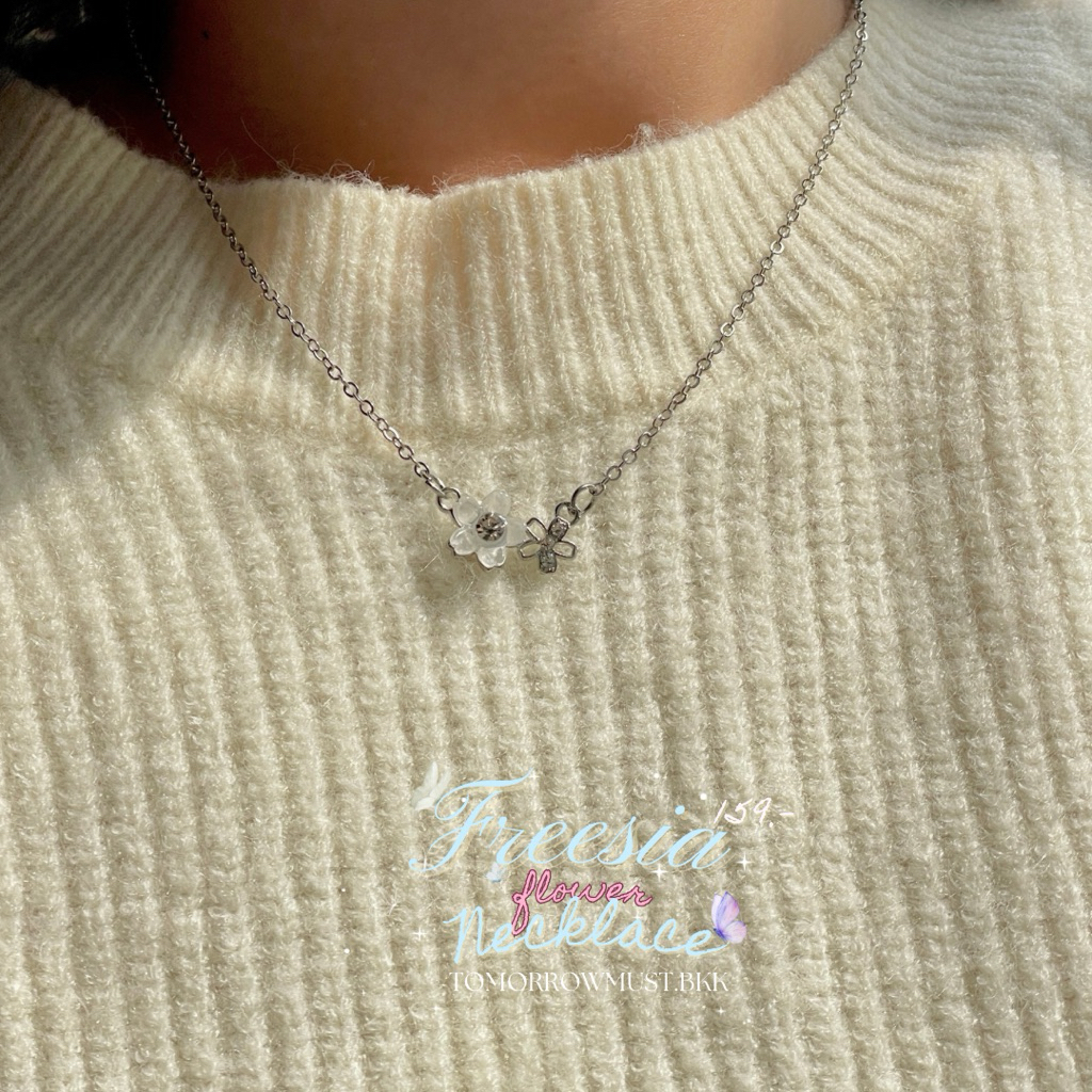 🌸✨ Freesia flower necklace ✨🌸