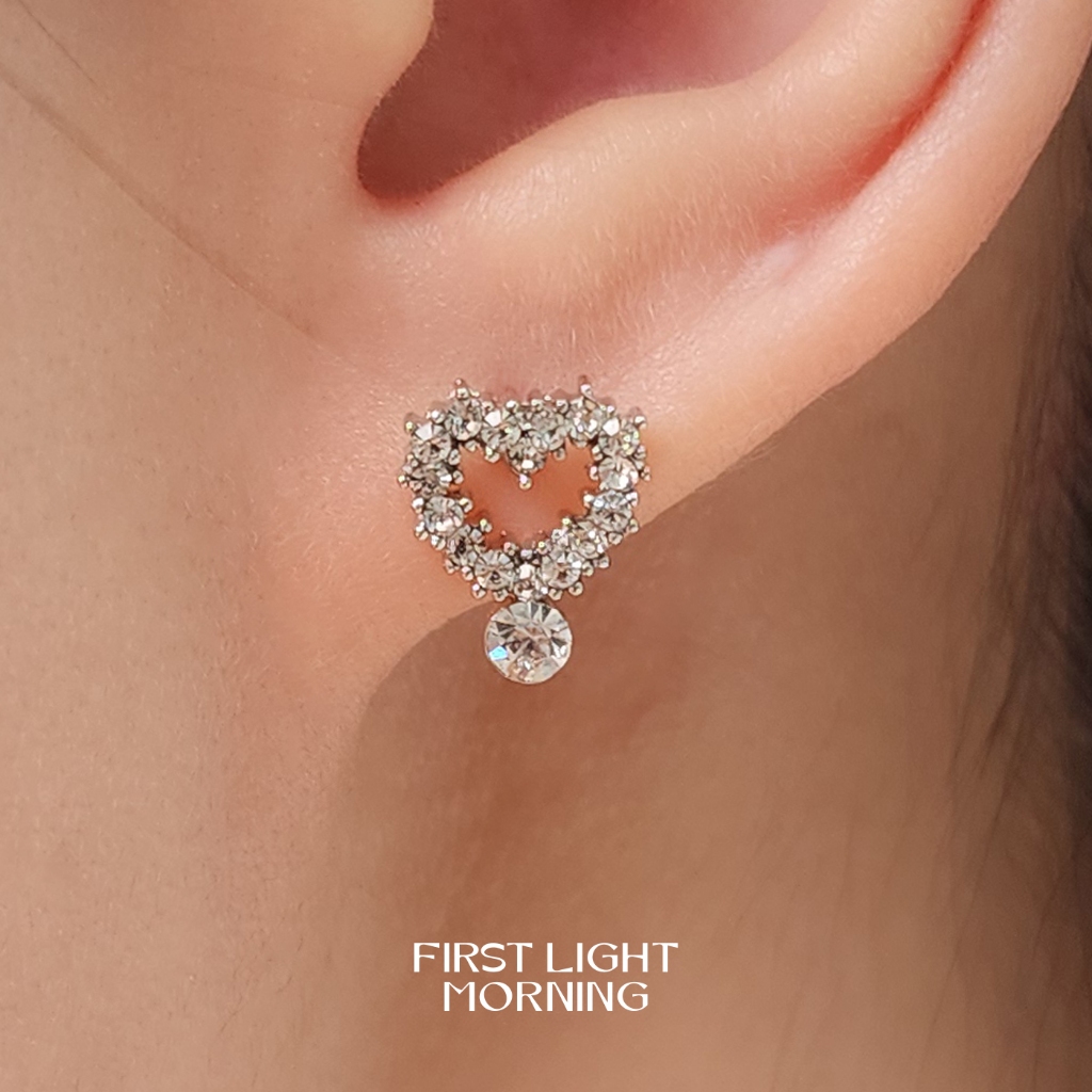 First Light Morning : Darinya Earrings Swarovski Elements ของขวัญวาเลนไทน์ พร้อมส่ง จำนวนจำกัด