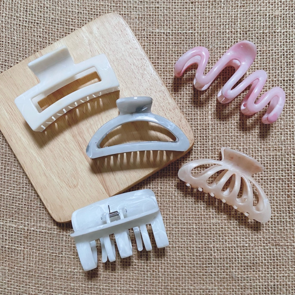 [7.8-10.5cm] กิ๊บงับหนีบผมอะคริลิคขนาดกลางแต่งสีลายหินอ่อน ราคาต่อ1ชิ้น พร้อมส่งจากไทย