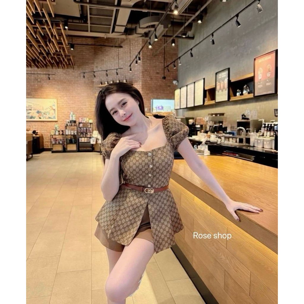 เชต 3ชิ้น กางเกง เสื้อ  แขนตุ๊กตา มาพร้อมเข็มขัดสุดหรู กระดุมหน้าใช้งานได้จริง