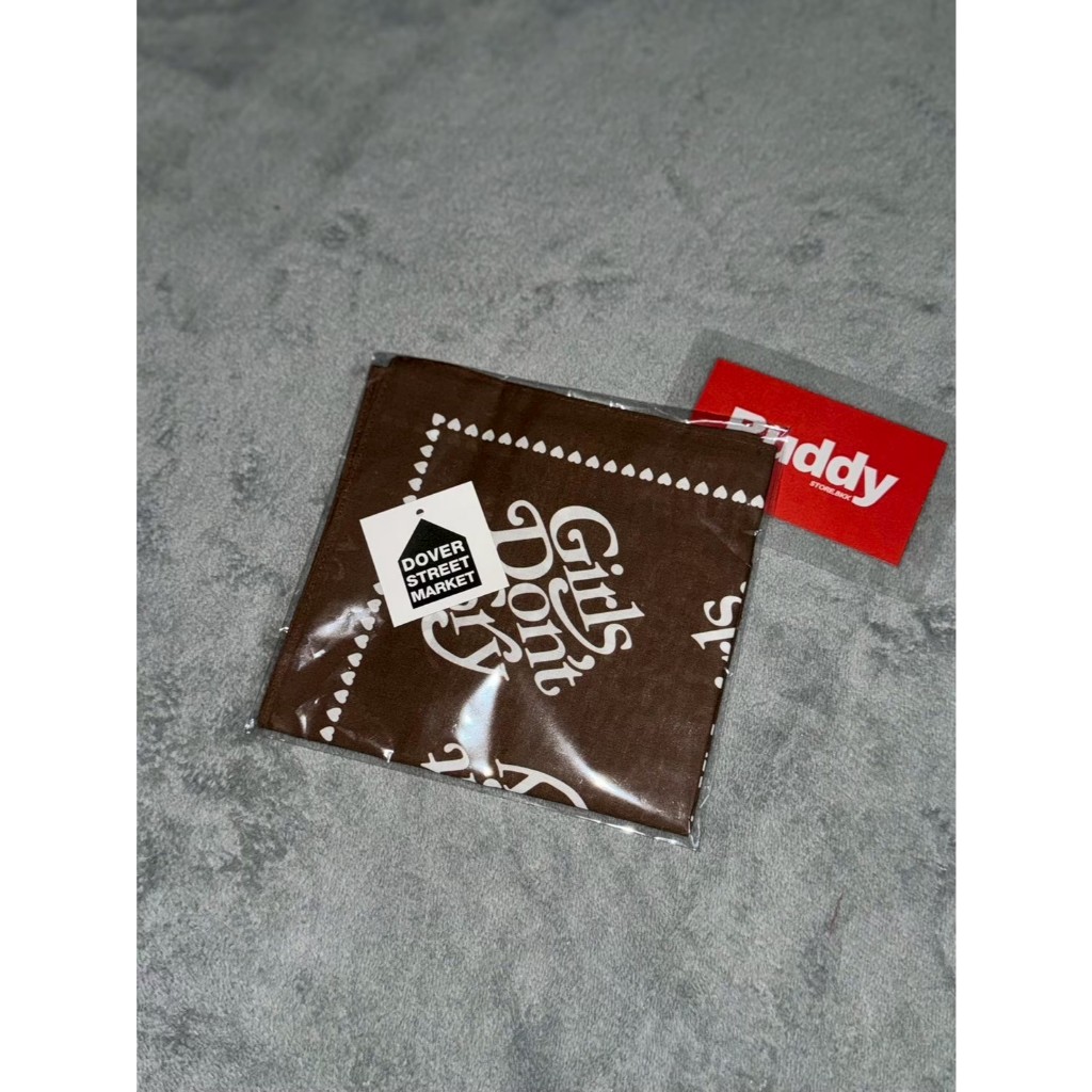 Girls Don’t Cry x Dover Street Market Bandana – Brown | ผ้าเช็ดหน้าลายโลโก้สุดไฮป์