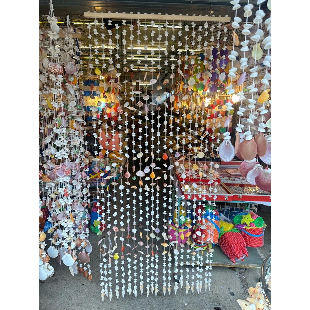 โมบายเปลือกหอย แบบประตูเปลือกหอย สีธรรมชาติไม่ย้อมสี แบบขาวสลับเชลล์สี