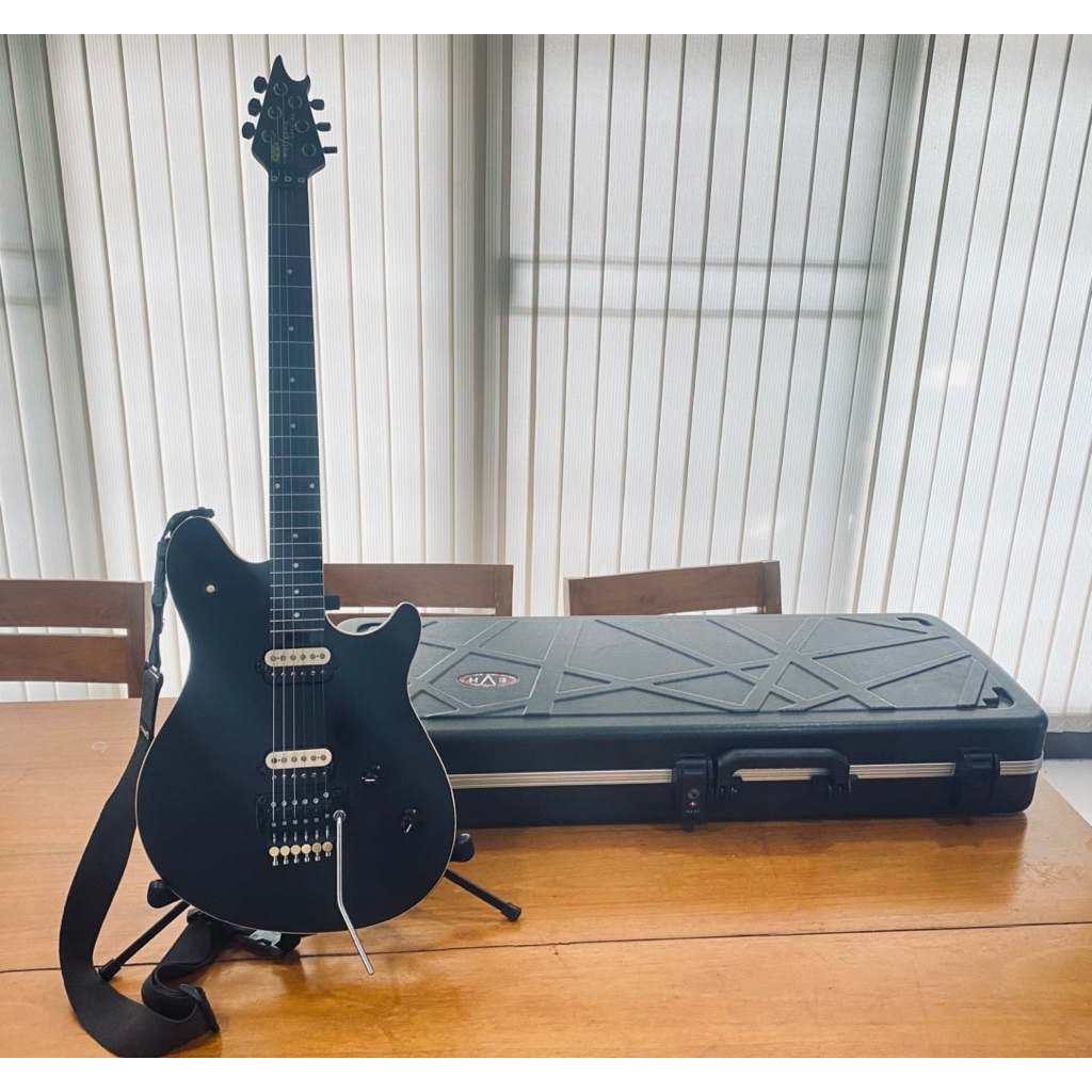 EVH Wolfgang Stealth guitar by fender