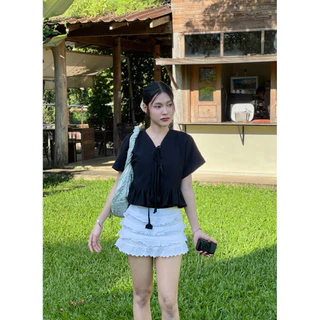 เสื้อพื้นเมือง ผ้าฝ้ายฟอกนุ่ม สีไม่ตก งานผูกหน้า **อ่านก่อนสั่ง**แต่งระบายชาย มีอก32 จนถึงอก 50 นิ้วคะ