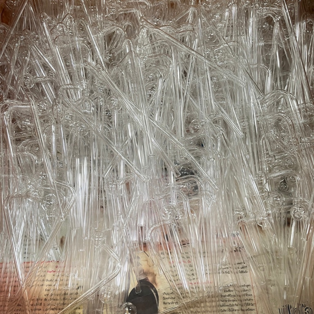 ตุ้มขนาดเหรียญบาท ก้านเส้นรอบวง 7mm.ยาว 11-13(ตัวสั้น) ตุ้มแก้ว ในชุด มี 3 ชิ้น สำหรับใส่ออกซิเจนตู้ปลา(ส่งด่วนวันทำการ) - รูปที่ 2