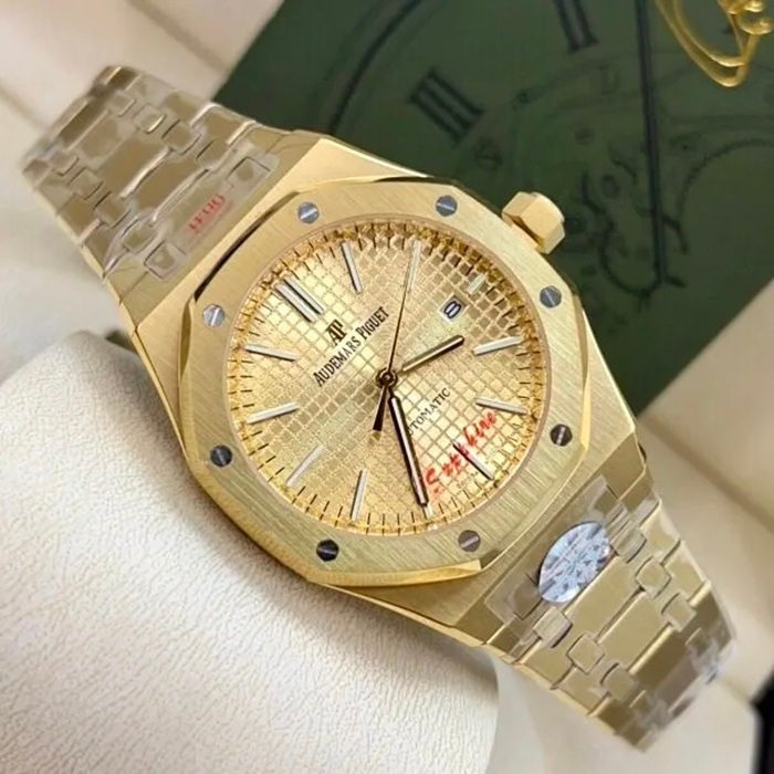 นาฬิกาหรู AP ระบบ Automatic size 41 mm.