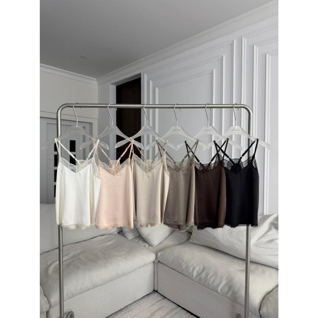 PT320 Satin lace top เสื้อสายเดี่ยวซาตินแต่งขอบลูกไม้ PROMTHONG