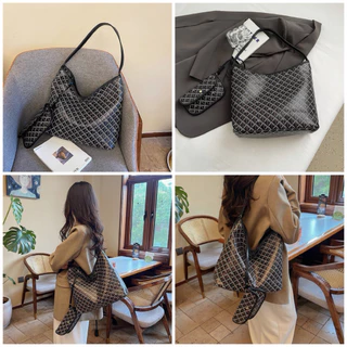 ✅พร้อมส่ง✅ กระเป๋าHobo bagขนาดใหญ่ หนังPUอย่างดี มีซิปใส่ของได้เยอะ