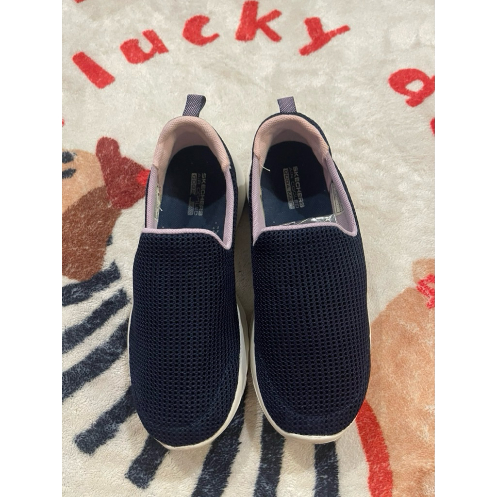 รองเท้าsketcherมือ2ของแท้