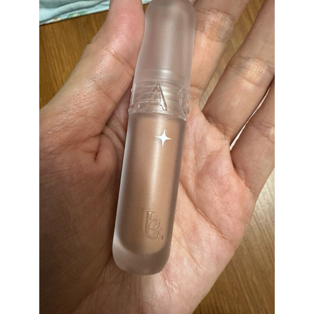 ลิปแมทลากลาส 02 laglace matte 02