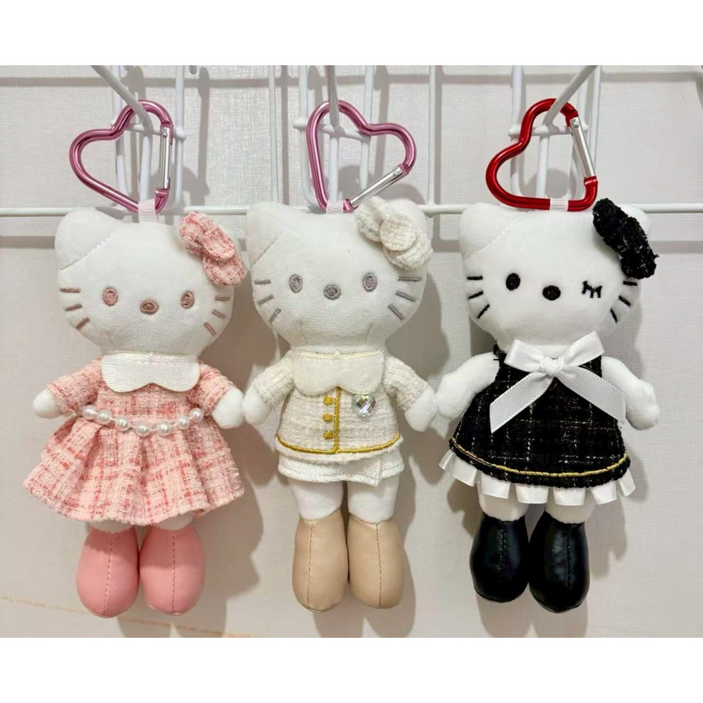 พวงกุญแจคิตตี้ ใส่ชุด