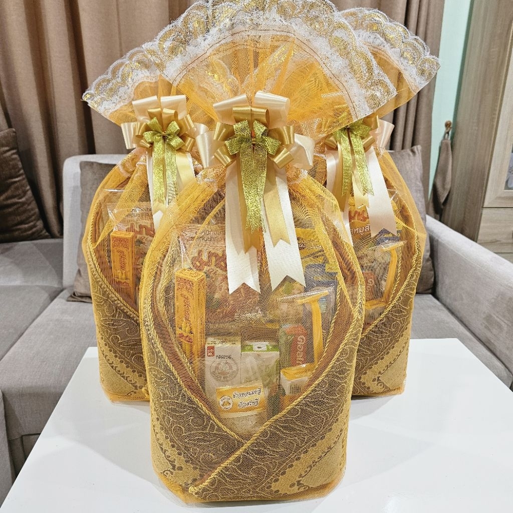 S30 ชุดสังฆทานอาสนะพร้อมเครื่องใช้ส่วนตัวพระสงฆ์ อาหาร เครื่องดื่ม 14 รายการ