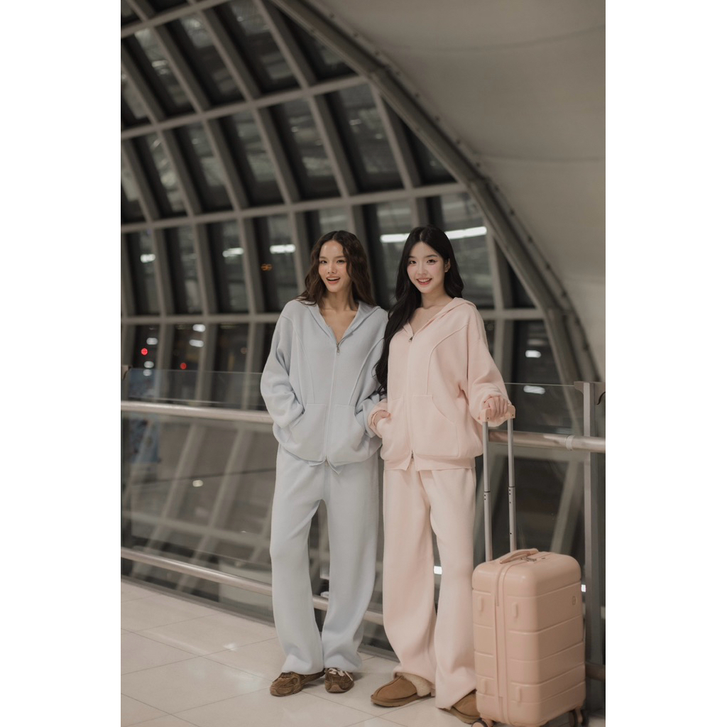 WARM11  Larista Airport Look เซ็ท Airport Look ดีเทลเสื้อฮู้ด