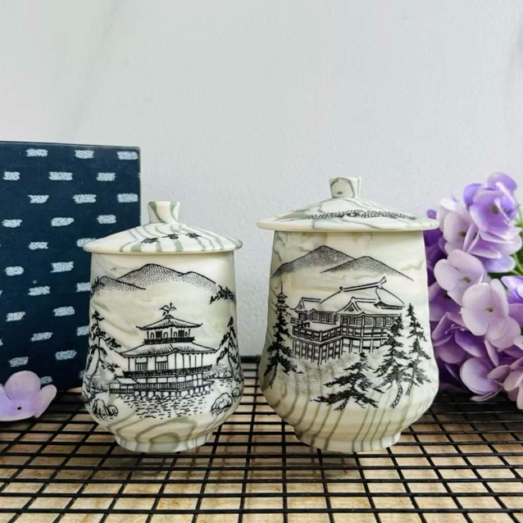 แก้วน้ำชาเซรามิก ลาย Kiyomizu-dera and Kinkaku-ji Temple ในเมืองเกียวโต เซ็ต 2 ชิ้น มือสอง จากญี่ปุ่
