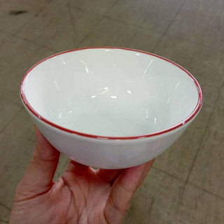 ถ้วยเซรามิก 4.5 นิ้ว ถ้วยซุป ถ้วยสีขาวขอบแดง ทำจากเซรามิกเนื…