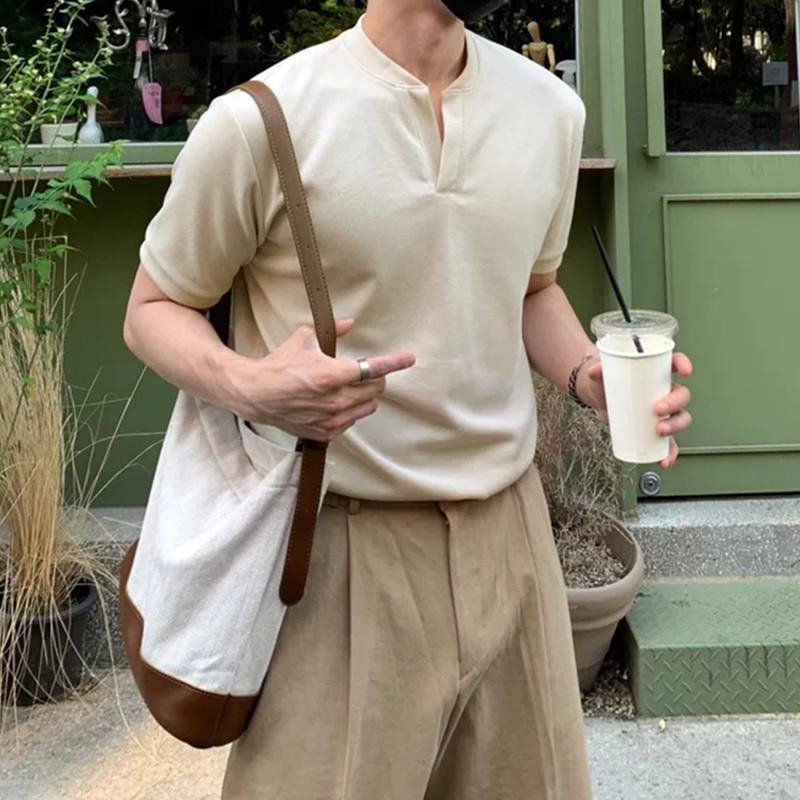 เสื้อยืดคอวีชายสไตล์เกาหลี แขนสั้น สวมใส่สบาย หลากหลายสไตล์ มีให้เลือกหลายสี ยูนิเซ็กซ์ [COD]